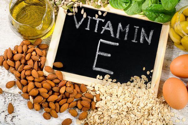 Vitamin E góp phần cải thiện thính lực ở những bệnh nhân điếc đột ngột